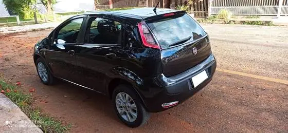 Carro Fiat Punto 2016 Attractive 1.4 (Flex)