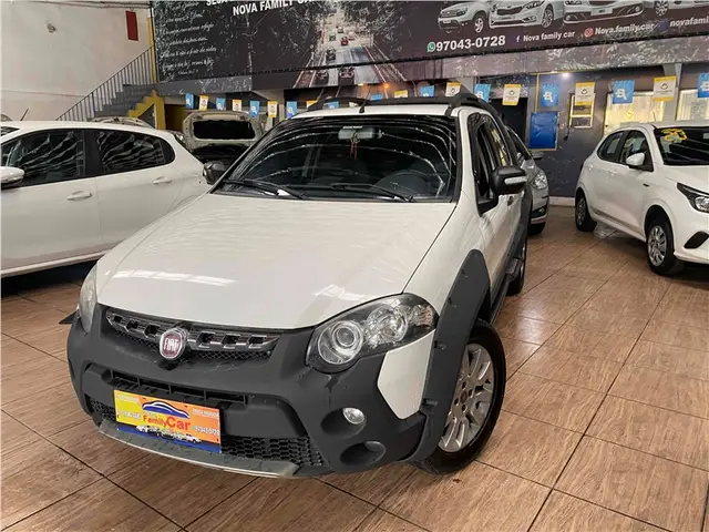 Carro Fiat Strada 2013 Adventure 1.8 16V (Flex) (Cabine Dupla)