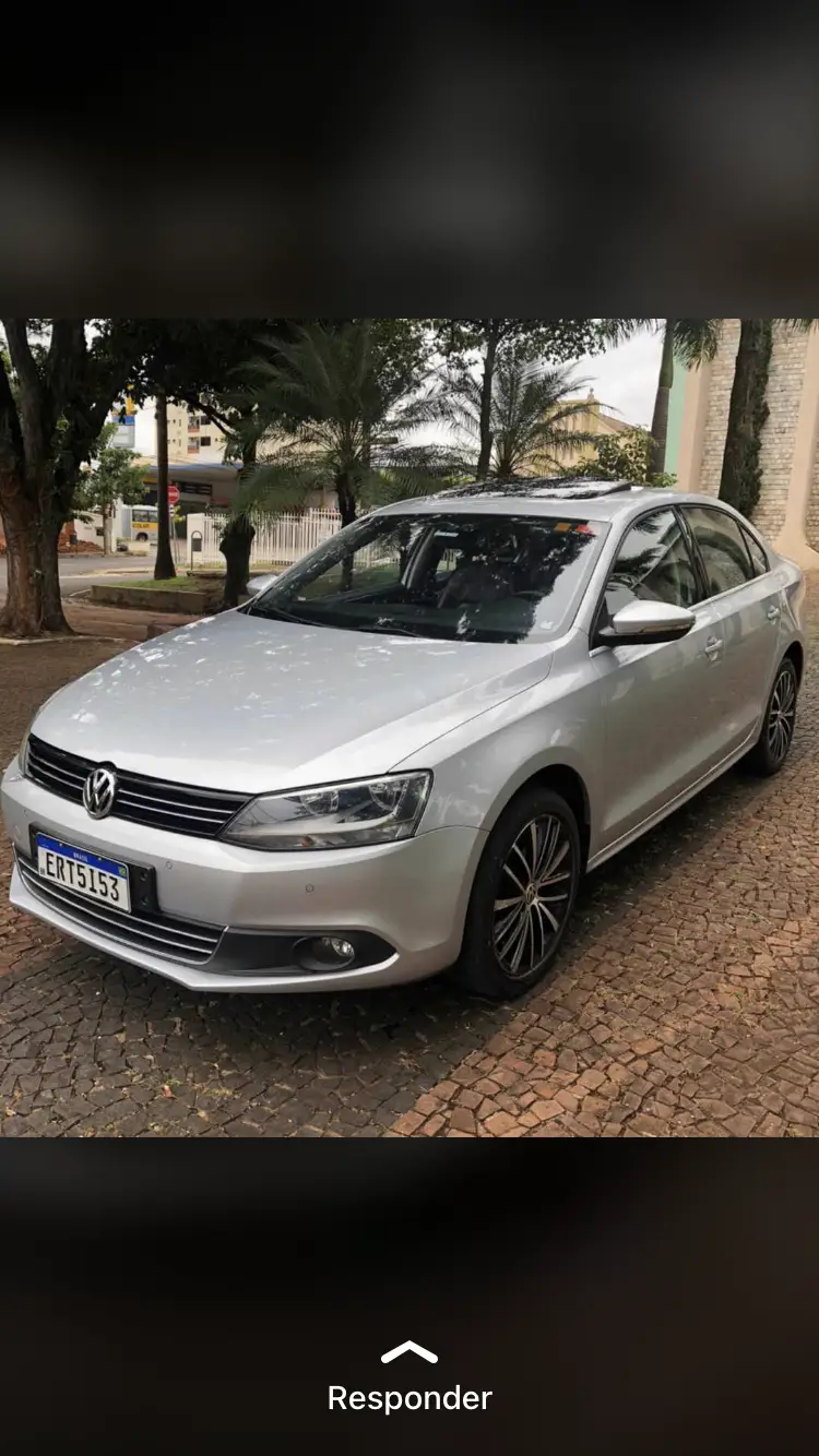 Volkswagen Jetta 2.0 Comfortline Tiptronic (Flex)