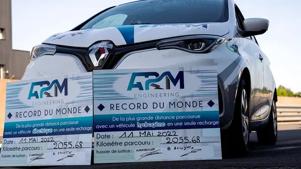 Renault Zoe modificado por empresa francesa usa célula de combustível com biomassa para ir mais longe e ser mais eficiente que qualquer outro carro elétrico