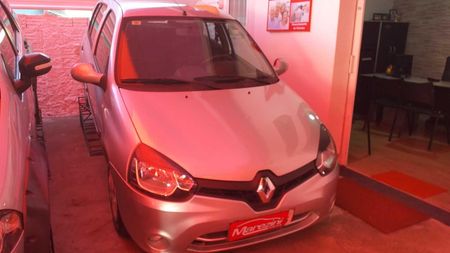 Clio Hatch. RN 1.0 16V