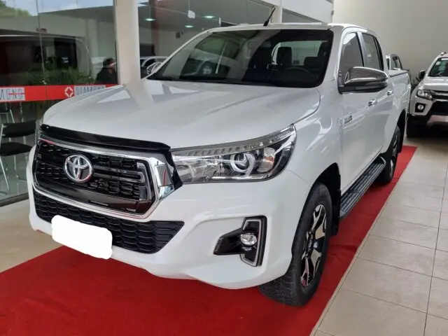 Carro Toyota Hilux Cabine Dupla 2019 Hilux 2.8 TDI CD SRX 50th 4x4 (Aut)