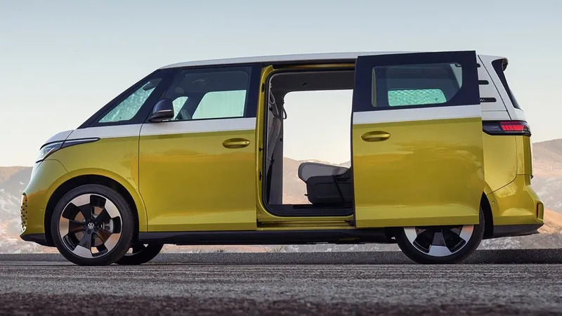 VW Kombi elétrica custará R$ 340.000 na Alemanha. Imagine no Brasil...