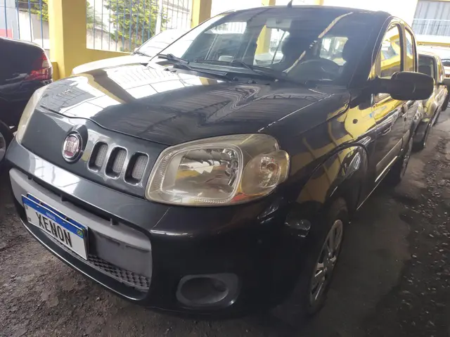 Carro Fiat Uno 2014 Vivace 1.0 8V (Flex) 2p