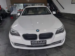 BMW Série 5 2013 528i 2.0