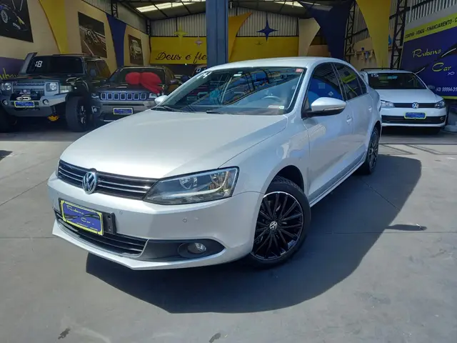 Carro Volkswagen Jetta 2014 2.0 TSI Highline DSG