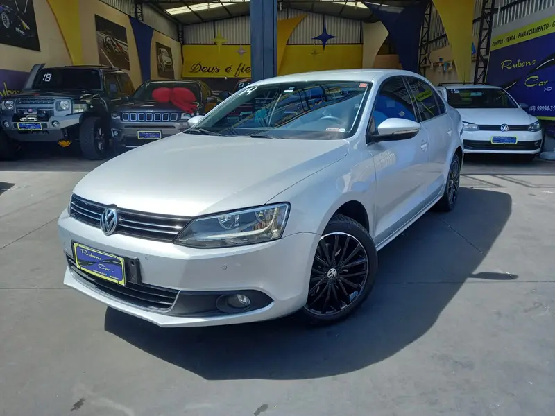 Volkswagen Jetta 2.0 TSI Highline DSG
