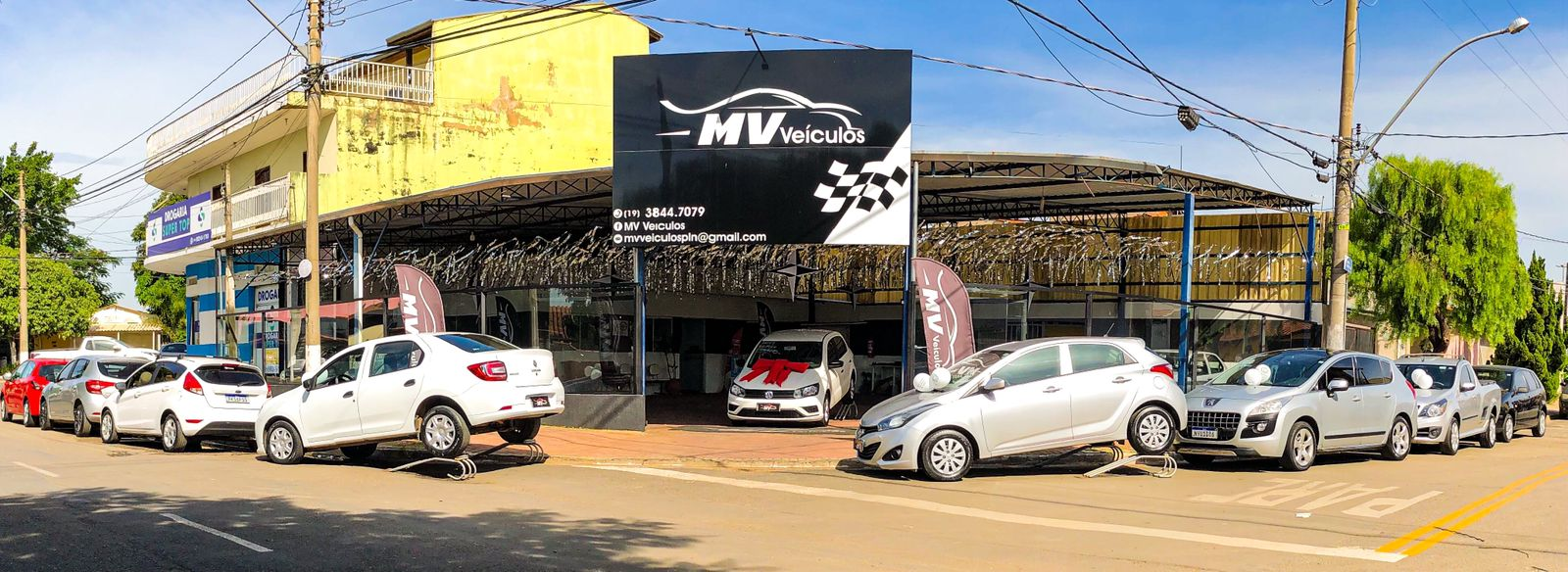 Fachada da loja Veículos à venda em M.V VEICULOS - Paulínia - SP