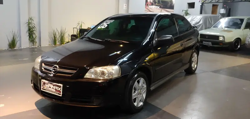 Chevrolet Astra Hatch Advantage 2.0 (Flex)