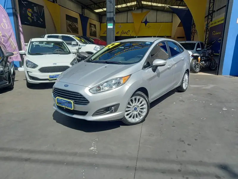 Ford New Fiesta Sedan 1.6 Titanium PowerShift (Flex)