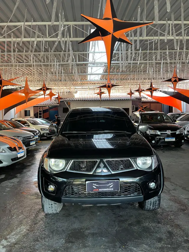 Carro Mitsubishi L200 Triton Sport 2012 HPE 4x4 3.2 DI-D (Aut)