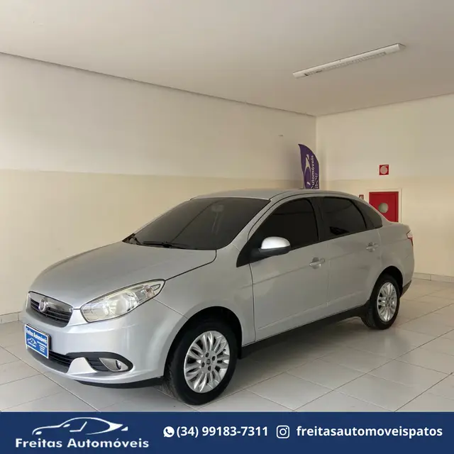 Carro Fiat Grand Siena 2013 Evo Attractive 1.4 8V (Flex)