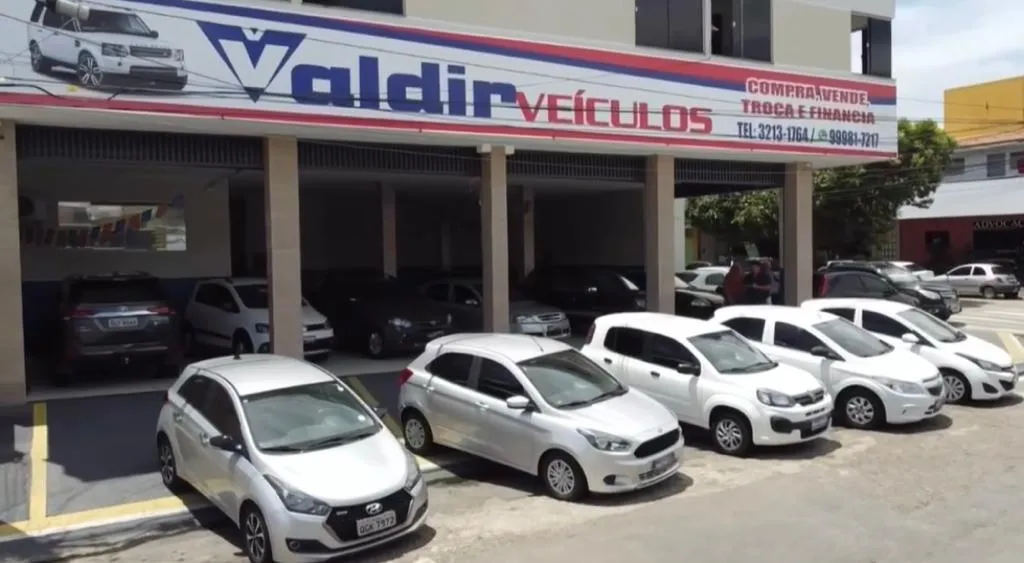 Fachada da loja Veículos à venda em VALDIR VEICULOS RN - Natal - RN | Mobiauto