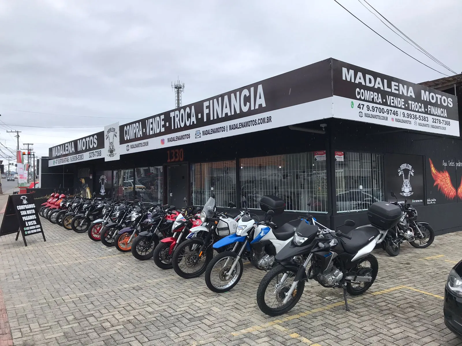 Fachada da loja MADALENA MOTOS - Joinville - SC