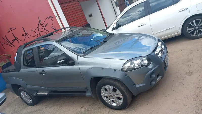 Fiat Strada Adventure 1.8 8V (Flex) (Cabine Dupla)