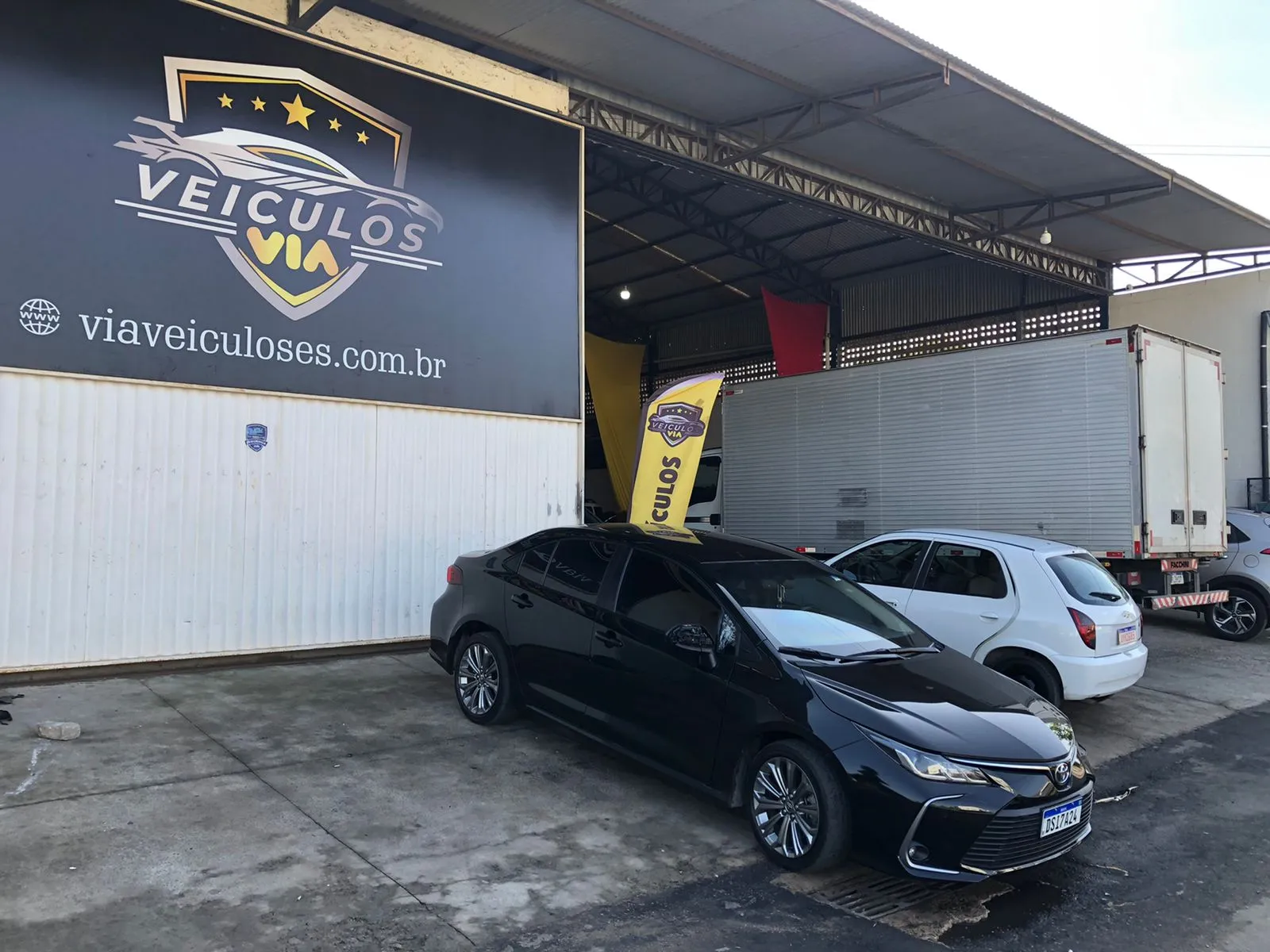 Fachada da loja Veículos à venda em VIA VEICULOS - Vila Velha - ES | Mobiauto