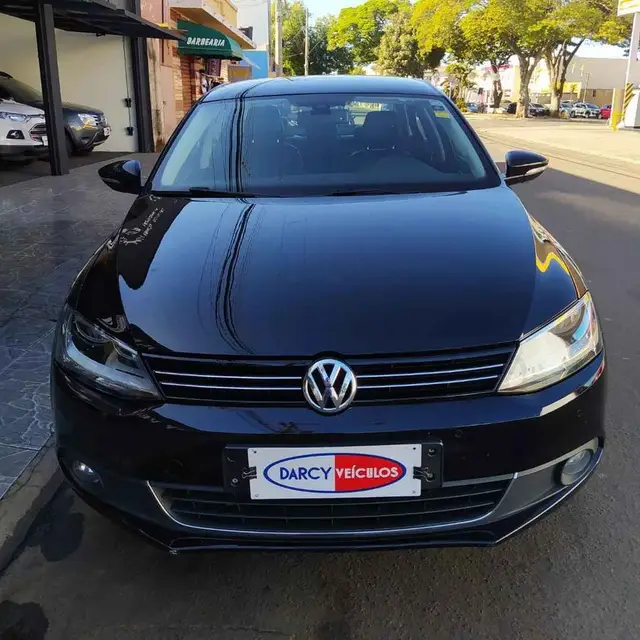 Carro Volkswagen Jetta 2013 2.0 TSI Highline DSG
