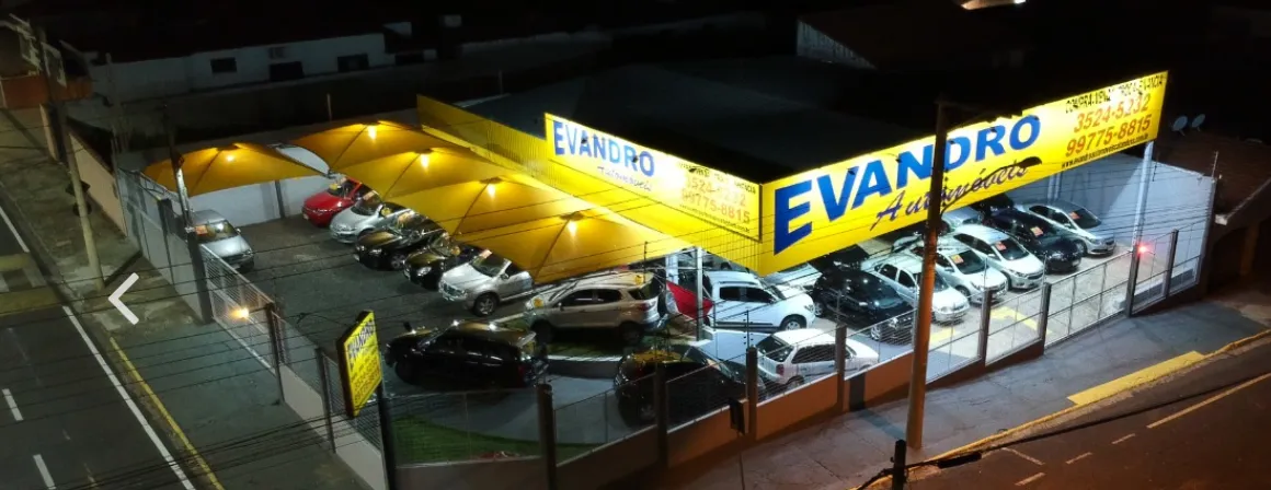 Fachada da loja EVANDRO AUTOMÓVEIS - Catanduva - SP