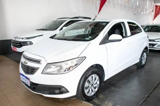 Carro Chevrolet Onix 2013 1.0 LT SPE/4
