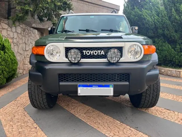 Toyota FJ Cruiser 4.0 V6 4X4