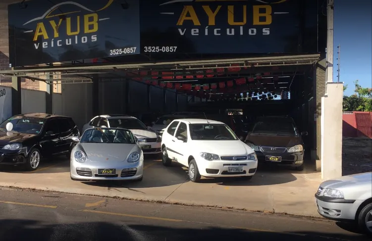 Fachada da loja Veículos à venda em Ayub Veiculos - Catanduva - SP | Mobiauto
