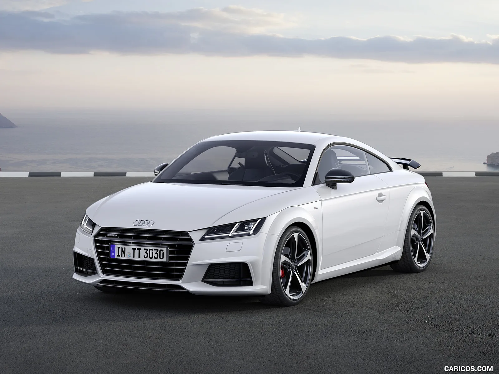 Audi TTS  