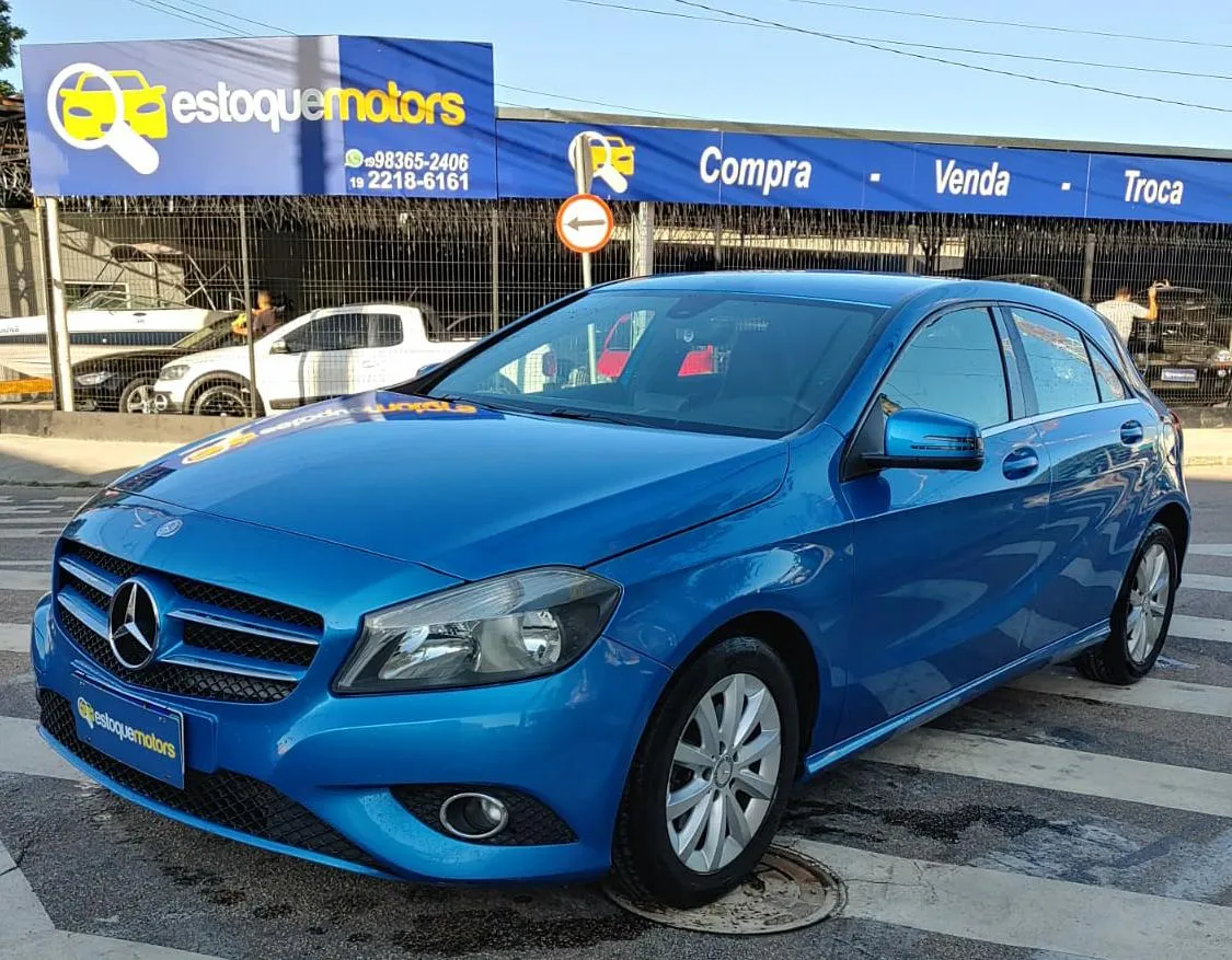 Fachada da loja ESTOCAR MOTORS COMERCIO DE VEICULOS LTDA - Vinhedo - SP