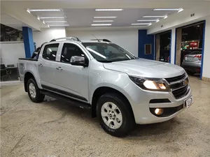 Chevrolet S10 Cabine Simples 2017 S10 2.8 CTDi Cabine Simples LS 4WD