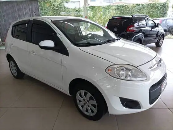 Carro Fiat Palio 2012 Attractive 1.4 8V (Flex)
