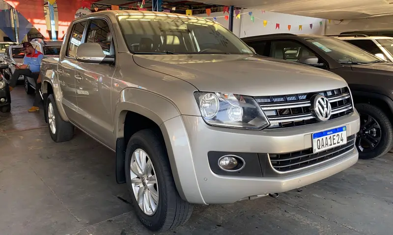 Volkswagen Amarok 2.0 CD 4x4 TDi Highline (Aut)