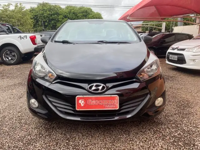 Carro Hyundai HB20S 2014 1.0 Copa do Mundo (Flex)