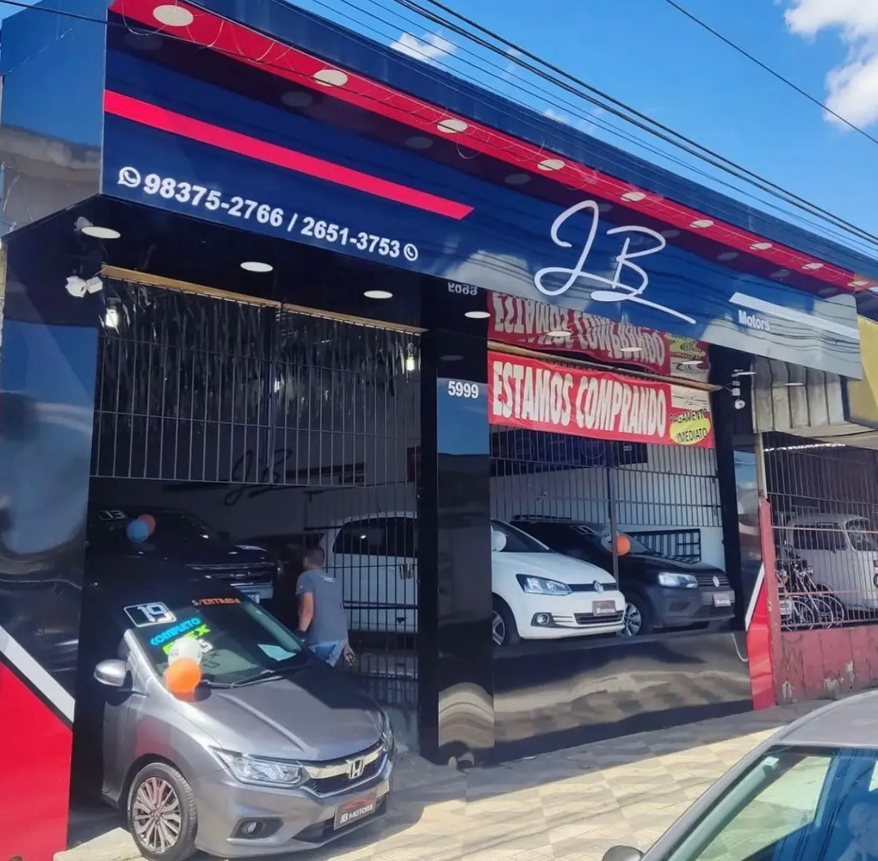 Fachada da loja Veículos à venda em JB MOTORS  - São Paulo - SP | Mobiauto
