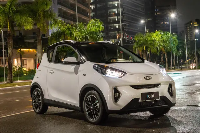 Carro CAOA Chery iCar 2023 EQ1 TECH (Elétrico)