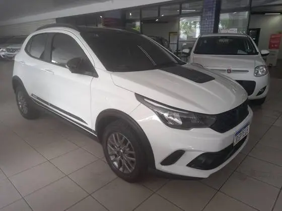 Carro Fiat Argo 2021 Trekking 1.8 (Aut) (Flex)