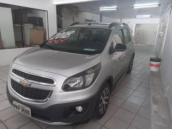 Carro Chevrolet Spin 2018 Activ 1.8 (Flex) (Aut)