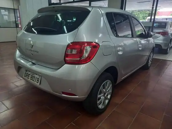 Carro Renault Sandero 2015 Expression 1.0 16V (Flex)