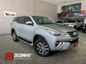 Toyota SW4 2019 2.8 TDI SRX 7L 4x4 (Aut)