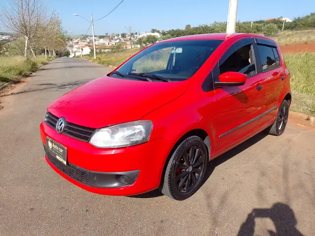 Carro Volkswagen Fox 2011 1.0 8V (Flex) 2p