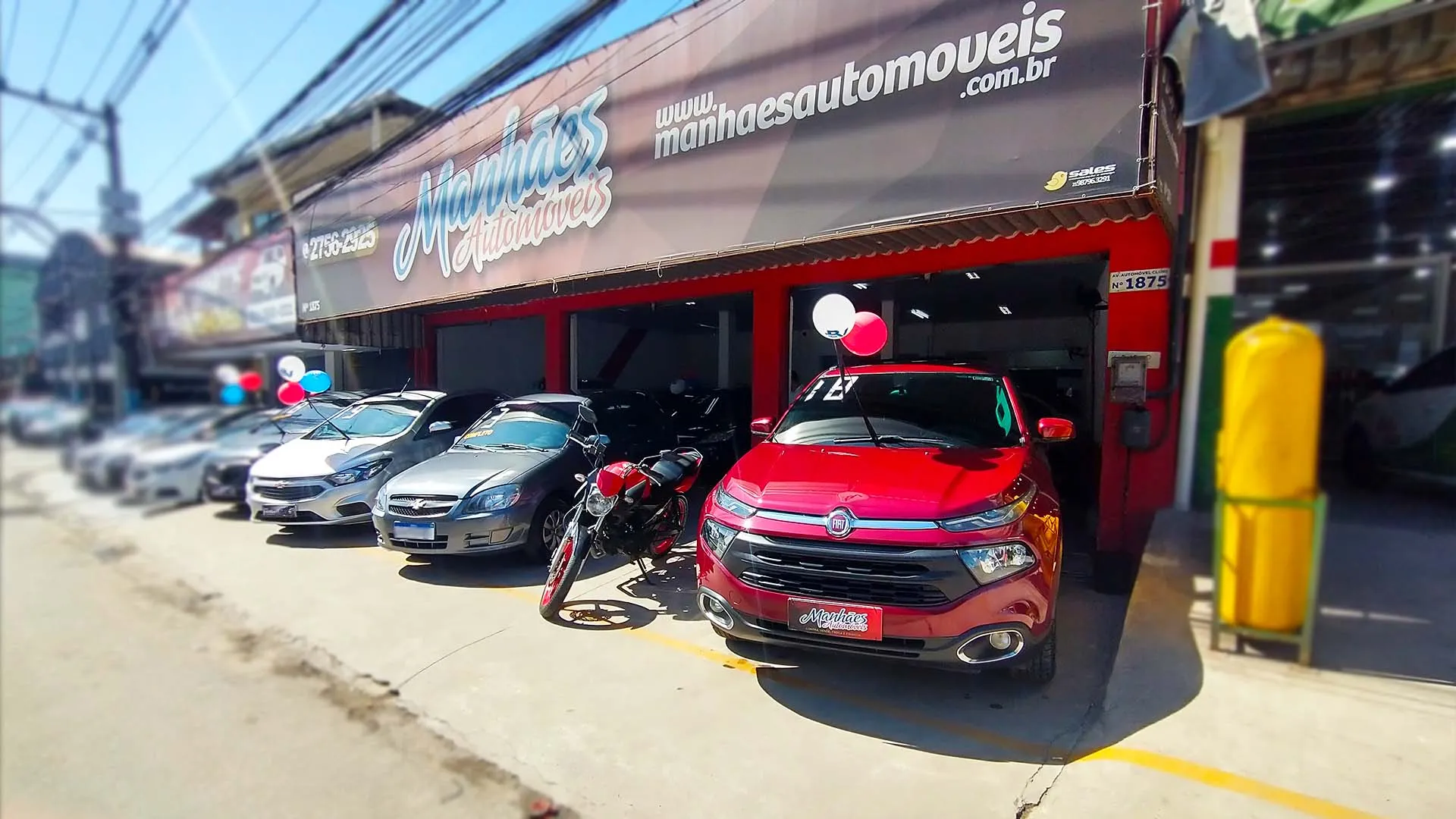 Fachada da loja Veículos à venda em MANHAES AUTOMOVEIS - São João de Meriti - RJ | Mobiauto