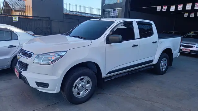 Carro Chevrolet S10 Cabine Dupla 2015 S10 LS 2.4 4x2 (Cab Dupla) (Flex)
