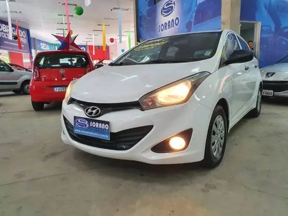 Carro Hyundai HB20 2014 1.0 Copa do Mundo (Flex)