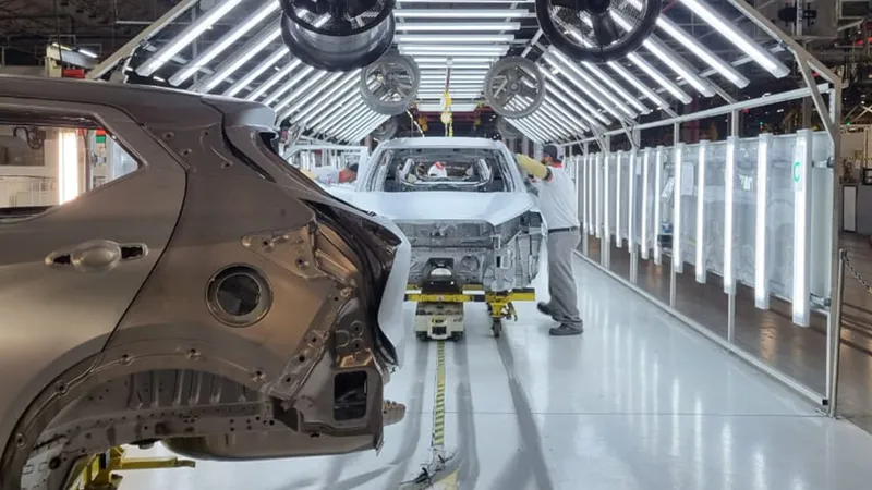 Nissan fabricará modelo inédito no Brasil junto com o Kicks