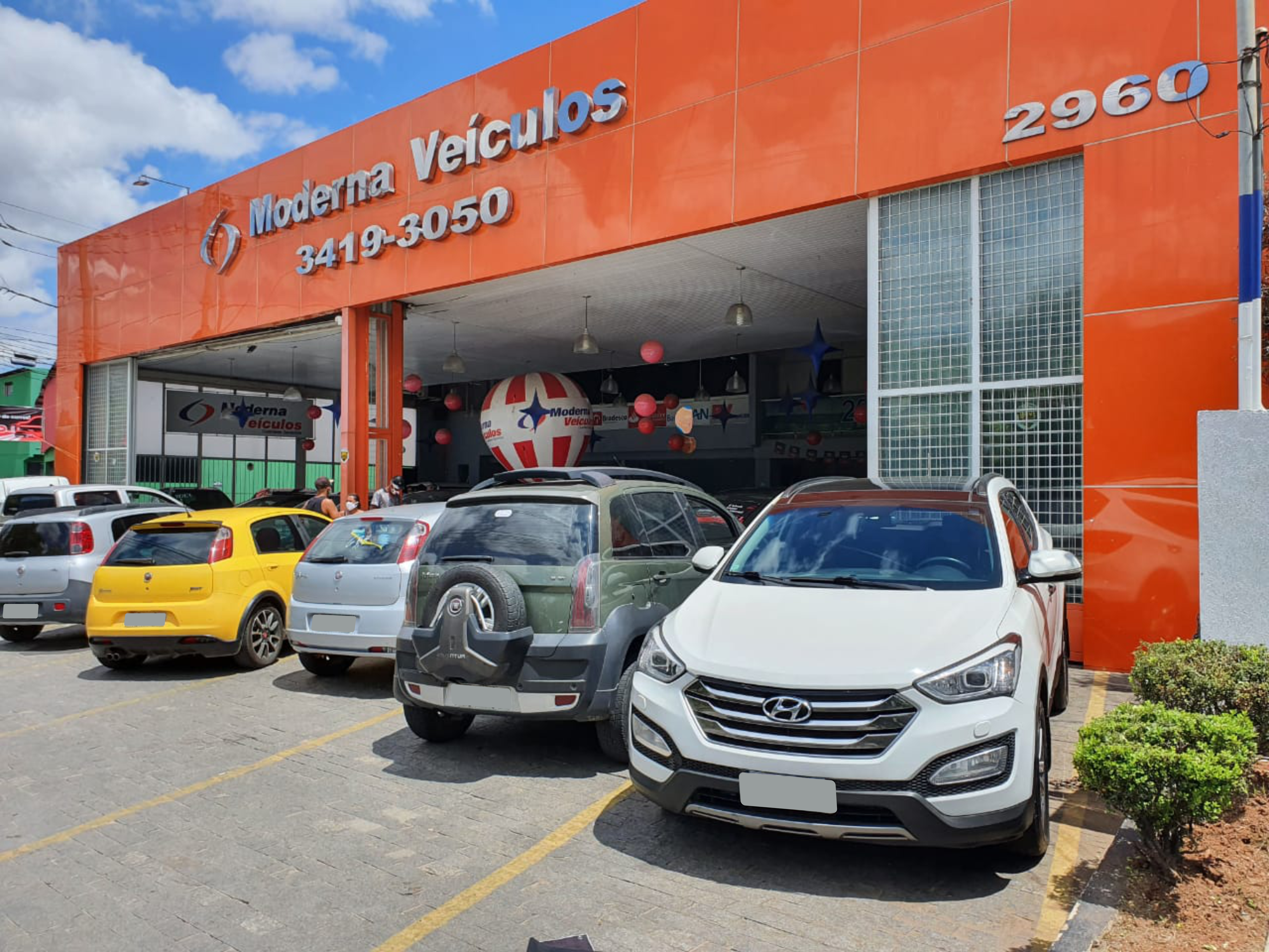 Fachada da loja Veículos à venda em Moderna Veiculos - Belo Horizonte - MG