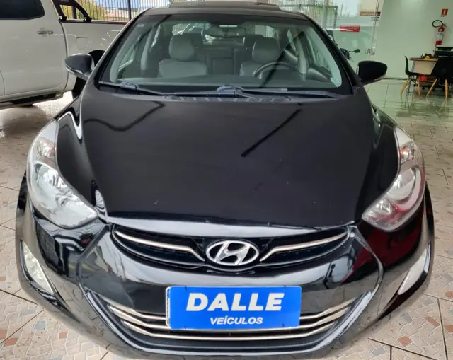 Carro Hyundai Elantra 2013 Sedan 1.8 GLS (aut)