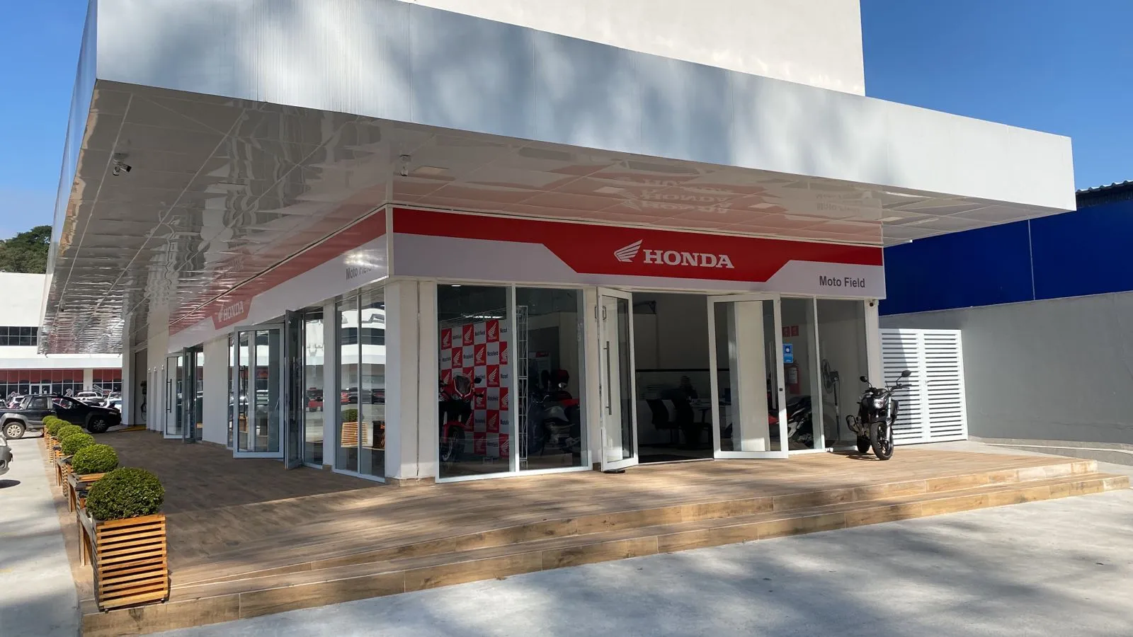 Fachada da loja Veículos à venda em MOTO FIELD - Mogi das Cruzes - SP | Mobiauto