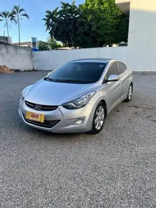 Carro Hyundai Elantra 2013 Sedan 1.8 GLS (aut)
