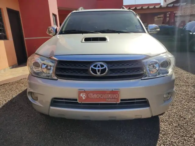 Carro Toyota Hilux SW4 2010 SRV 4x4 3.0 Turbo  (aut)