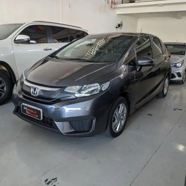 Carro Honda Fit 2016 1.5 16v LX CVT (Flex)