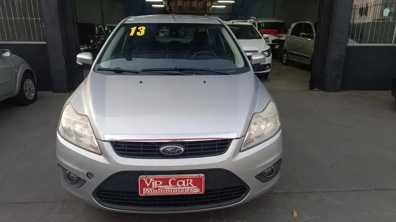 Ford Focus Sedan GLX 2.0 16V (Flex) (Aut)
