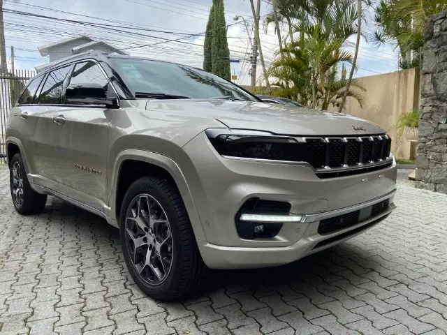 Carro Jeep Commander 2022 Overland TD380 Diesel 4x4 (Aut)